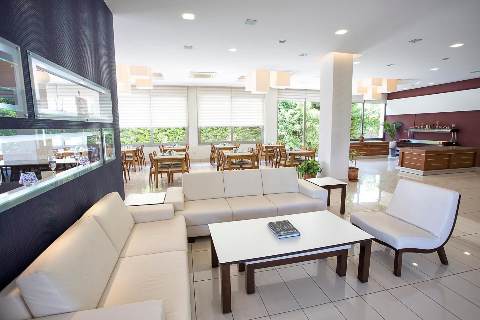 Cilek Marina Otel Кешме Экстерьер фото