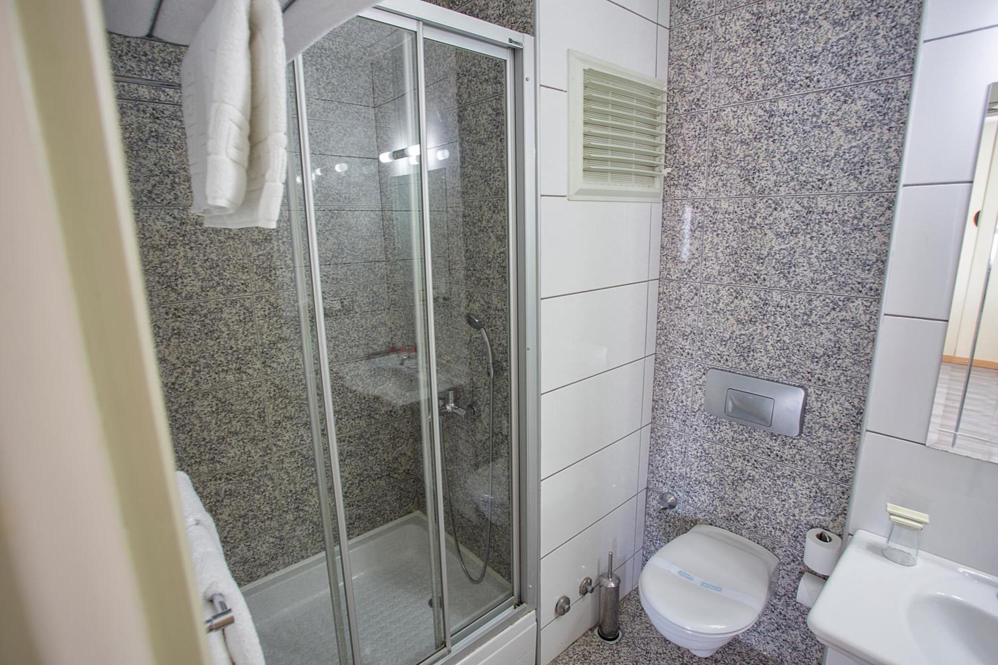 Cilek Marina Otel Кешме Экстерьер фото