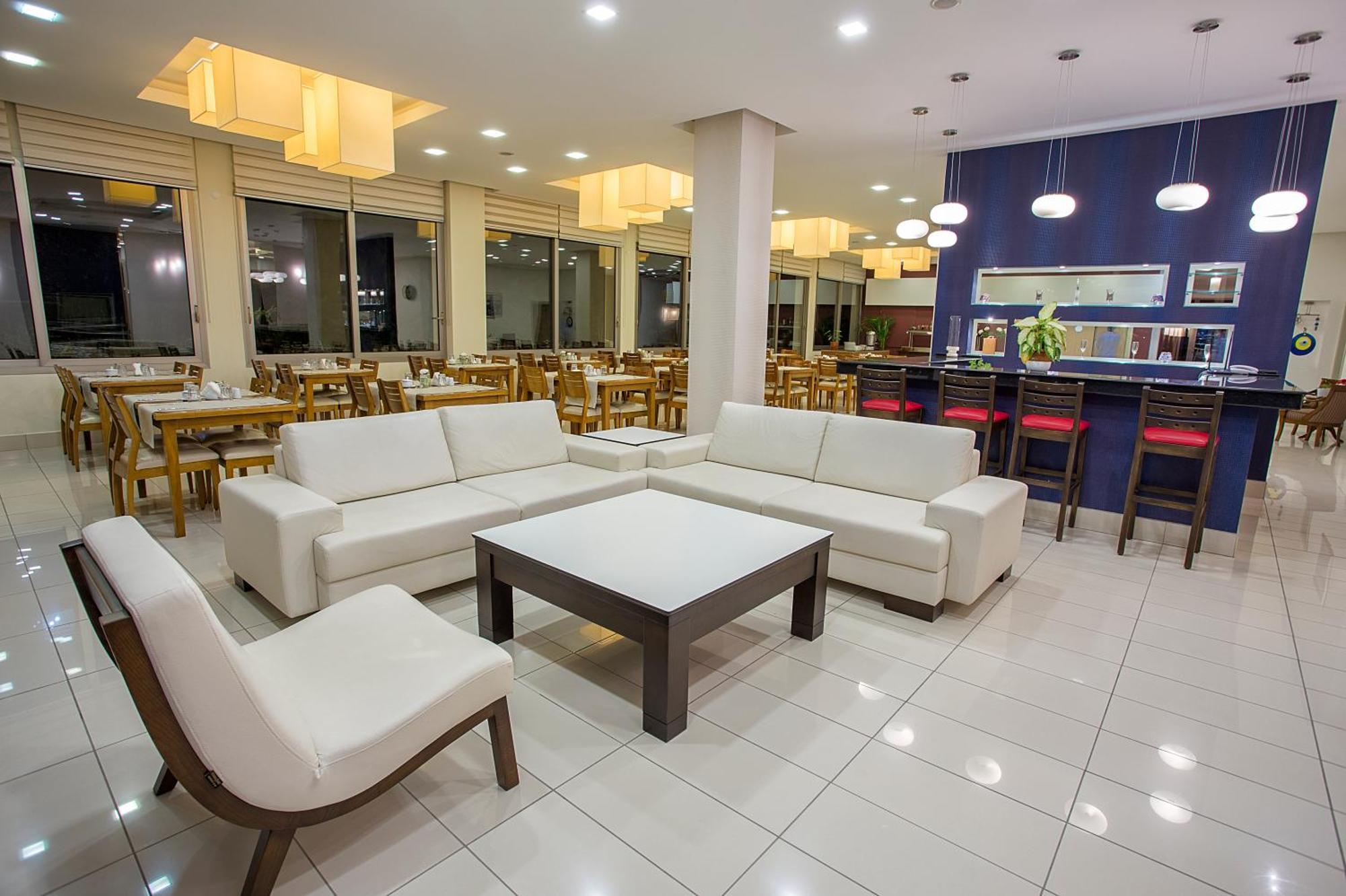 Cilek Marina Otel Кешме Экстерьер фото