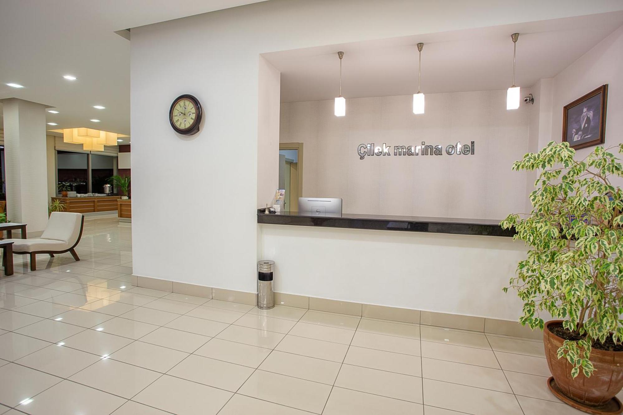 Cilek Marina Otel Кешме Экстерьер фото
