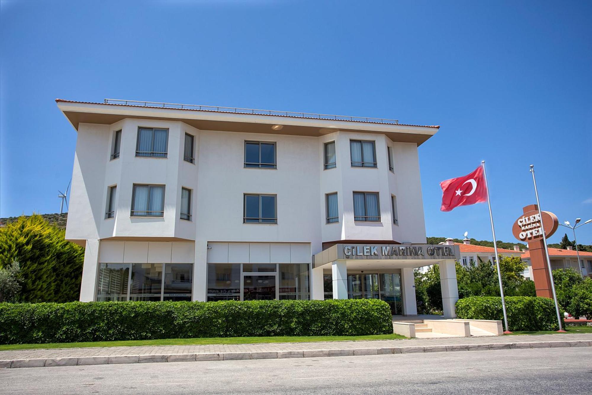 Cilek Marina Otel Кешме Экстерьер фото